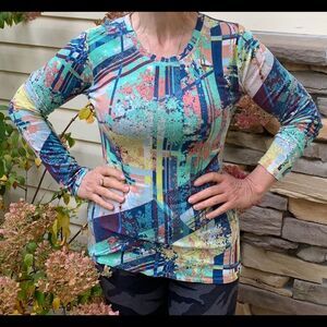 BCBG teal base color multi-pattern thin blouse, long sleeves, Great shape, Large